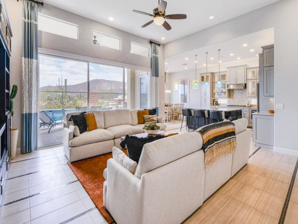 Tucson Home 1025100