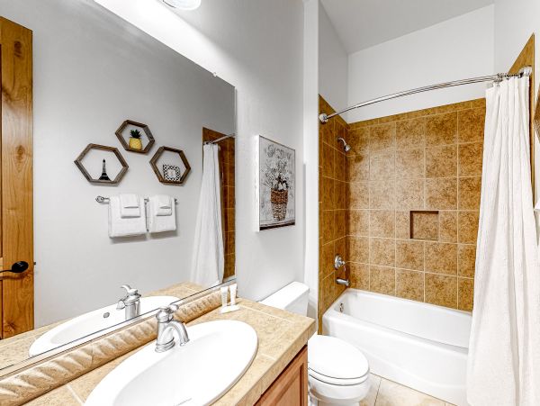 Tucson Home 1025101