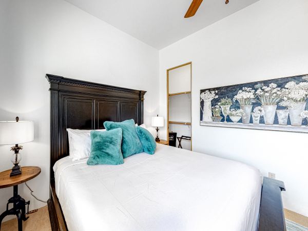 Tucson Home 1025101