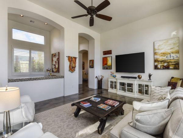 Tucson Home 1025102