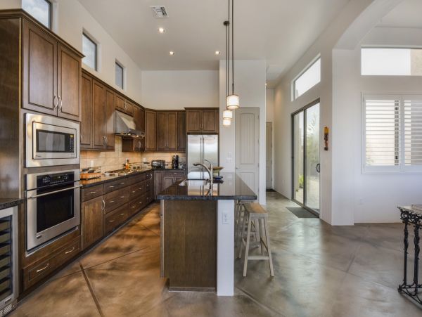 Tucson Home 1025102