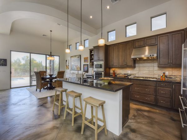 Tucson Home 1025102