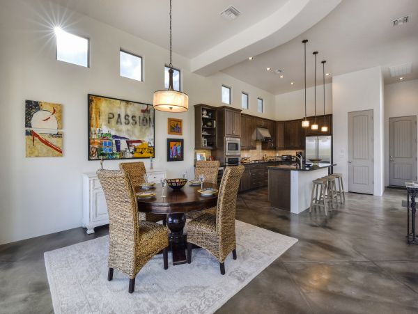 Tucson Home 1025102