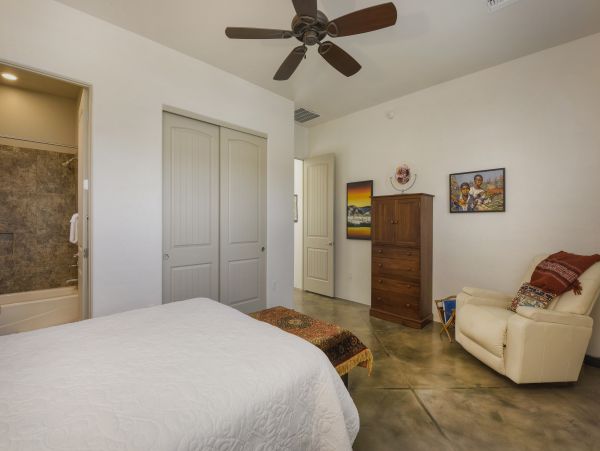 Tucson Home 1025102