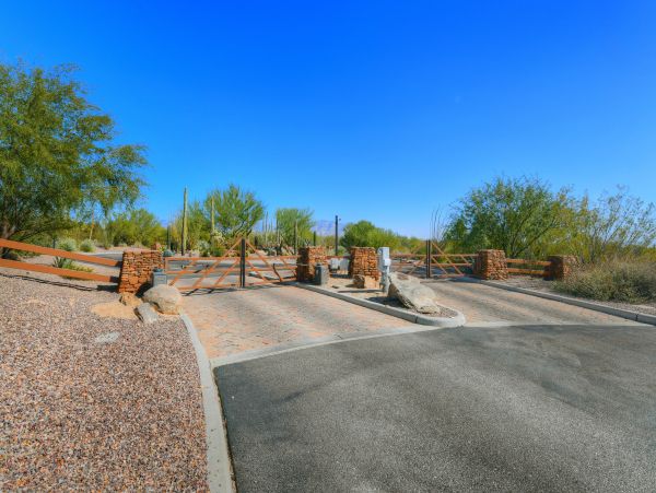 Tucson Home 1025102