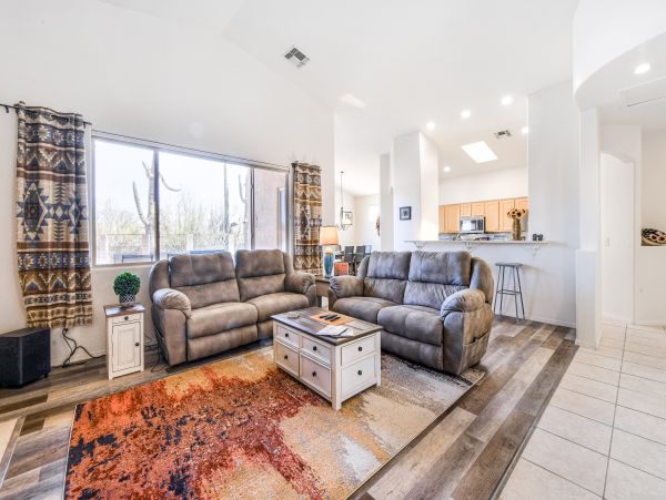 Tucson Home 1025103