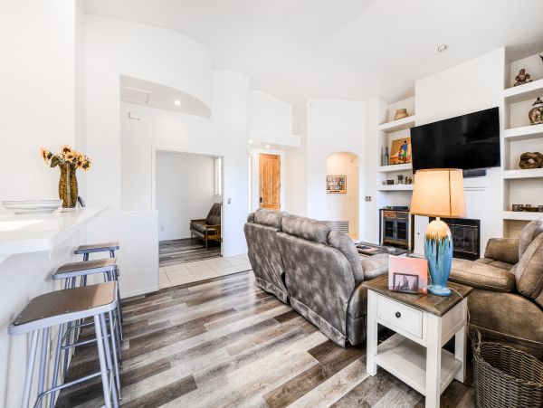 Tucson Home 1025103