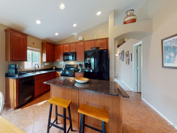 Tucson Home 1025104