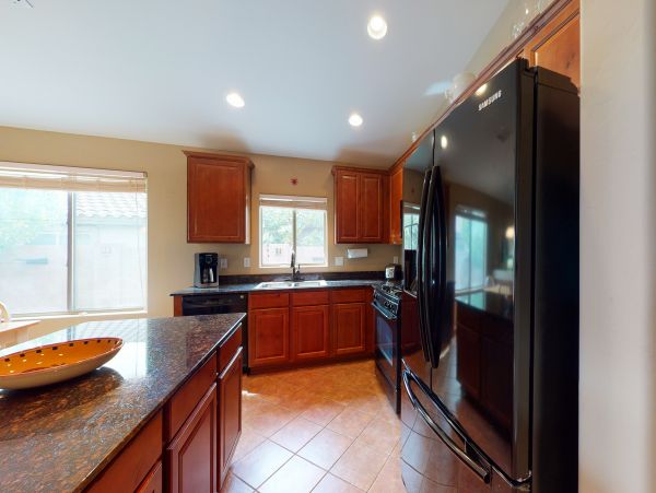 Tucson Home 1025104
