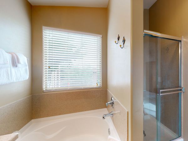 Tucson Home 1025104