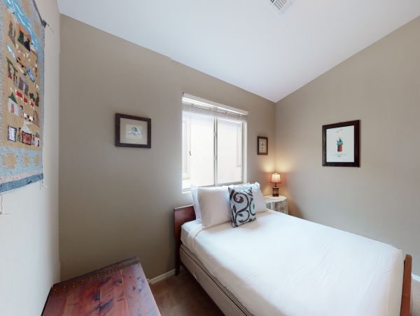 Tucson Home 1025104