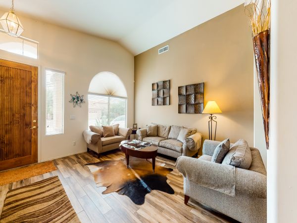 Tucson Home 1025105