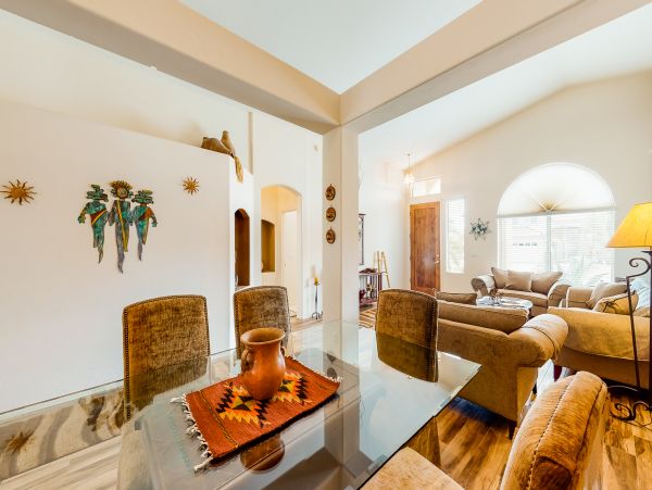 Tucson Home 1025105