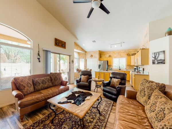 Tucson Home 1025105