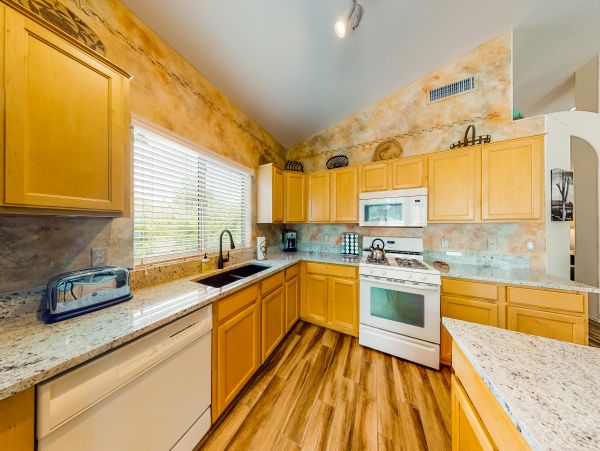 Tucson Home 1025105