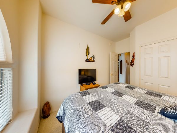 Tucson Home 1025105