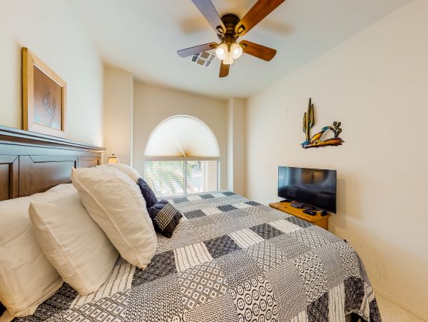 Tucson Home 1025105