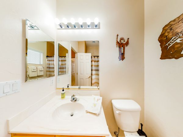 Tucson Home 1025105
