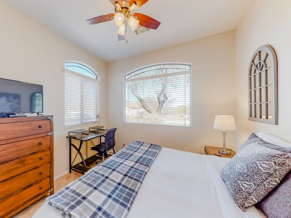 Tucson Home 1025106