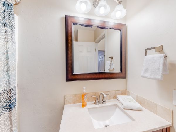 Tucson Home 1025106