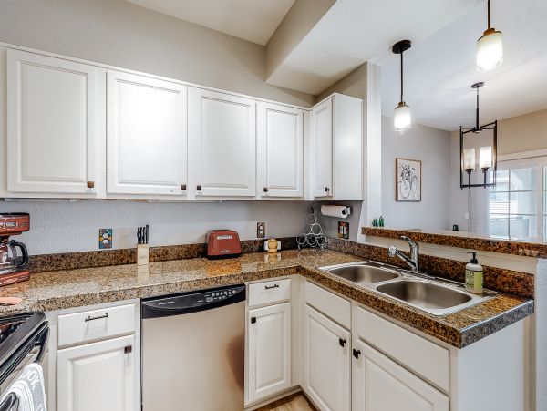 Tucson Home 1025107