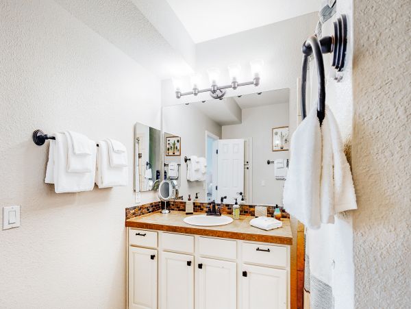 Tucson Home 1025107