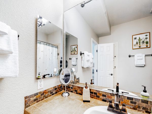 Tucson Home 1025107