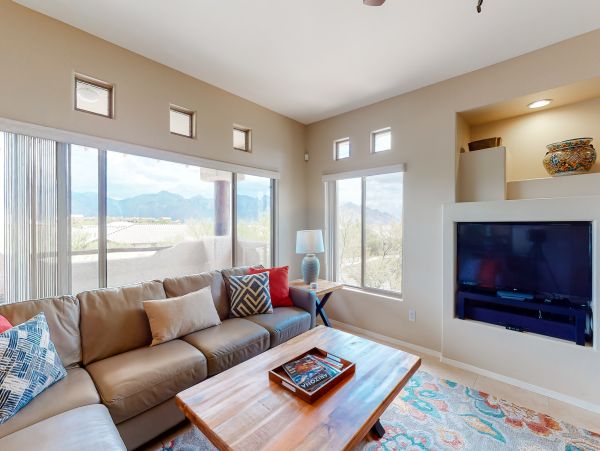 Tucson Home 1025108