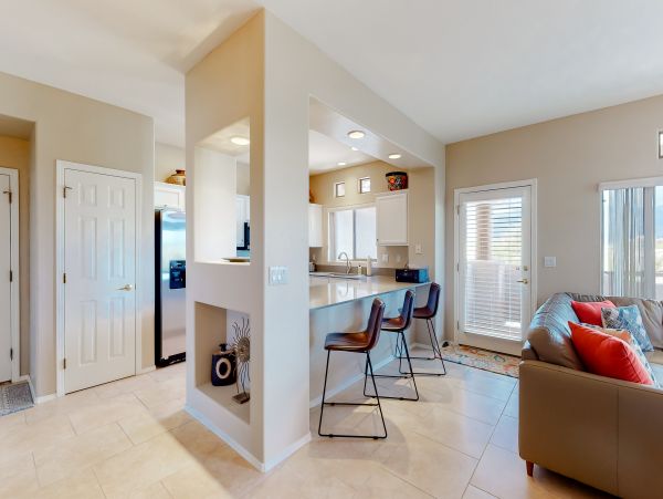 Tucson Home 1025108