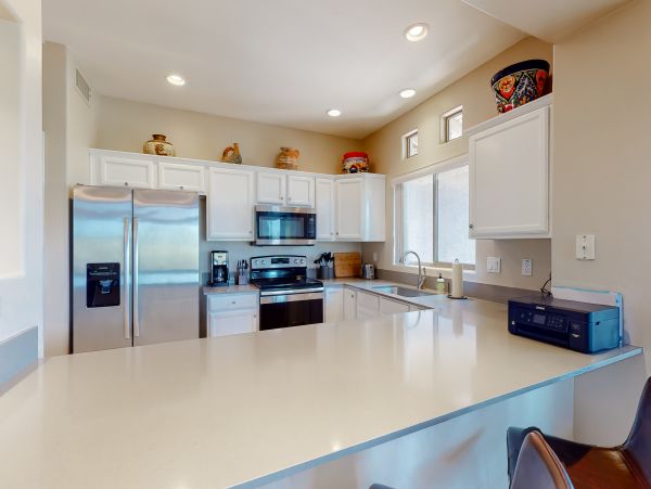 Tucson Home 1025108