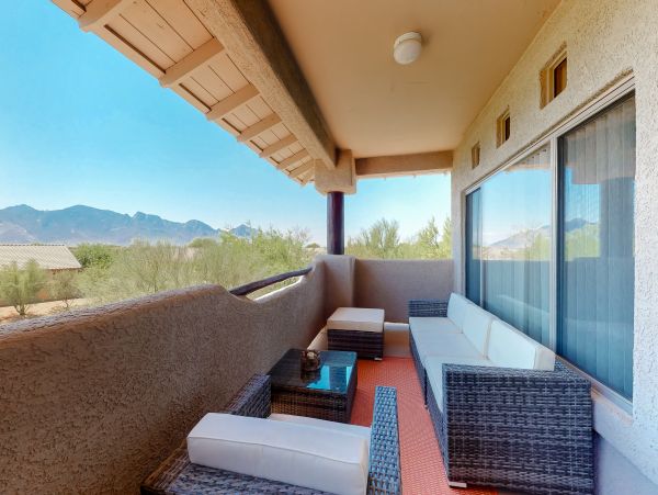 Tucson Home 1025108