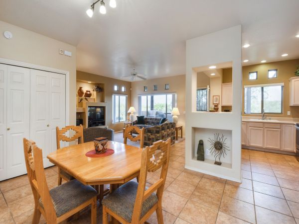 Tucson Home 1025110