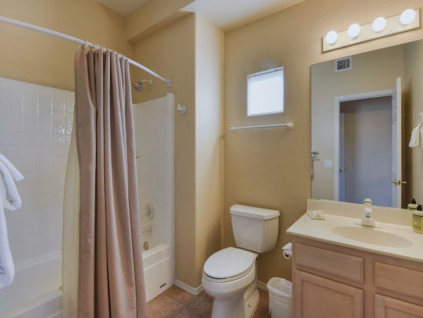 Tucson Home 1025110