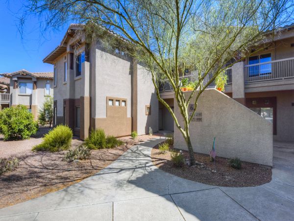 Tucson Home 1025110