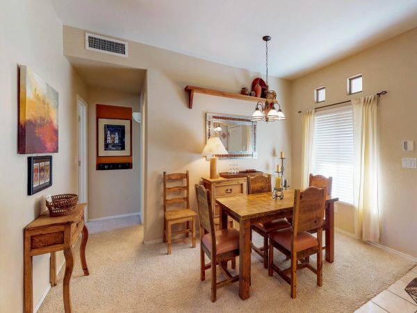 Tucson Home 1025111