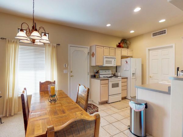 Tucson Home 1025111