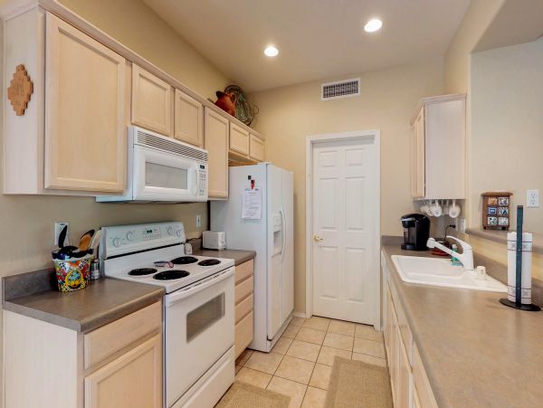 Tucson Home 1025111