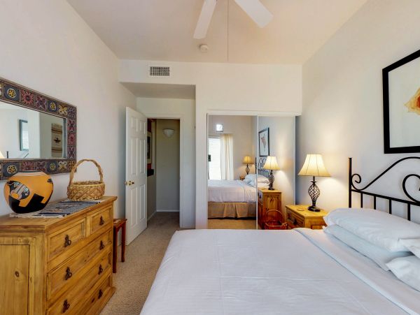 Tucson Home 1025111