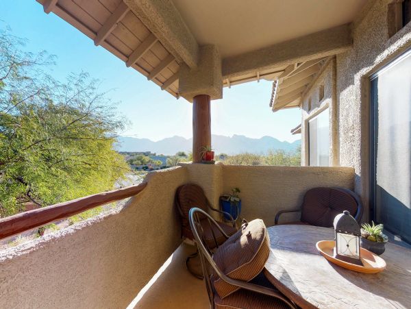 Tucson Home 1025111