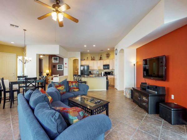 Tucson Home 1025114