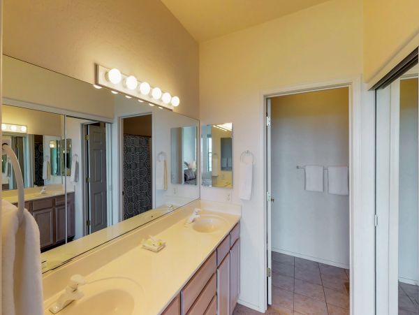 Tucson Home 1025115