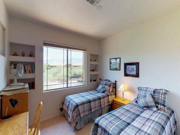Tucson Home 1025115