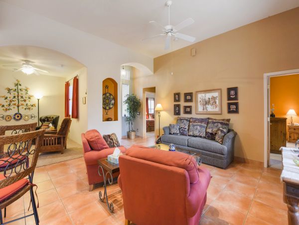 Tucson Home 1025116