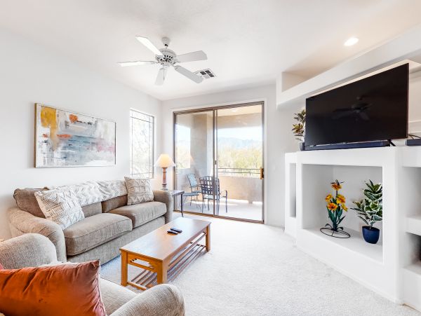 Tucson Home 1025120