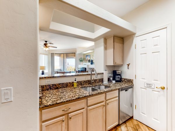 Tucson Home 1025122