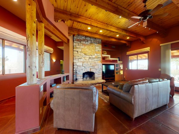 Tucson Home 1025124