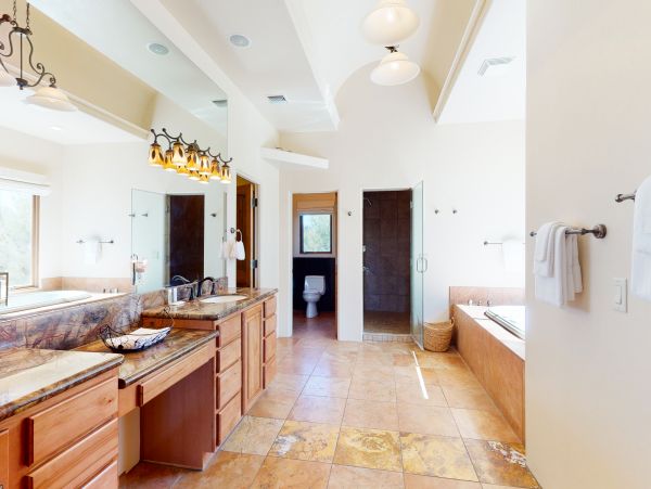 Tucson Home 1025124
