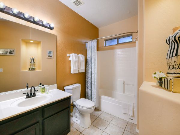 Tucson Home 1025127