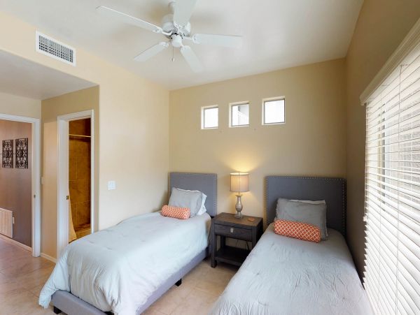 Tucson Home 1025129