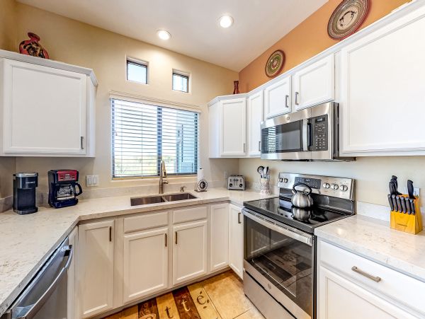 Tucson Home 1025130